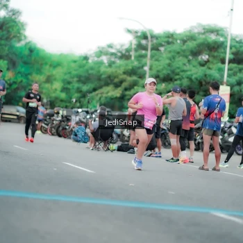 Runner Photo 3863858