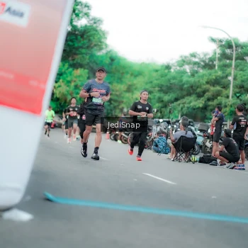 Runner Photo 3863884