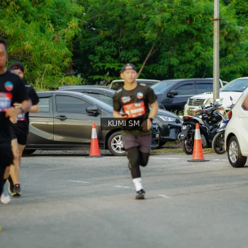 Runner Photo 3863888