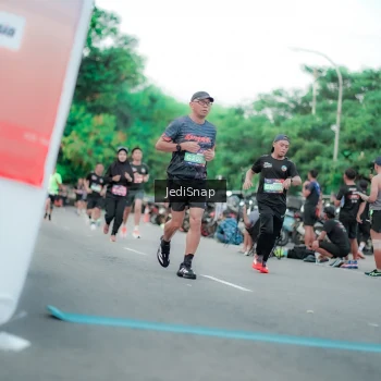 Runner Photo 3863918