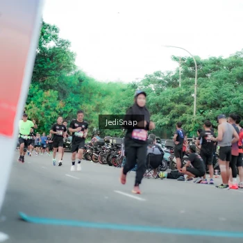 Runner Photo 3863987