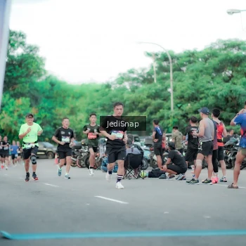 Runner Photo 3864010