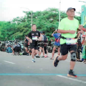 Runner Photo 3864064