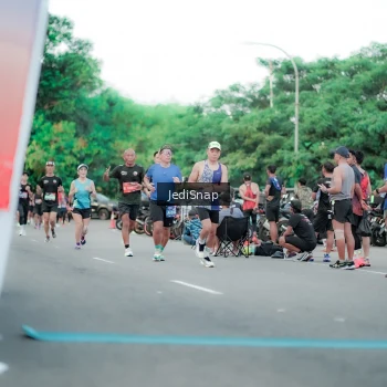 Runner Photo 3864102