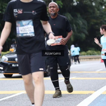 Runner Photo 3864159