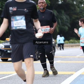 Runner Photo 3864175