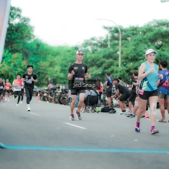Runner Photo 3864188