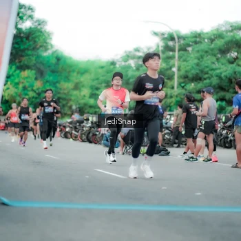 Runner Photo 3864231