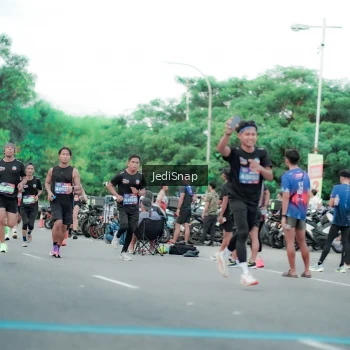 Runner Photo 3864285