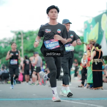 Runner Photo 3864445