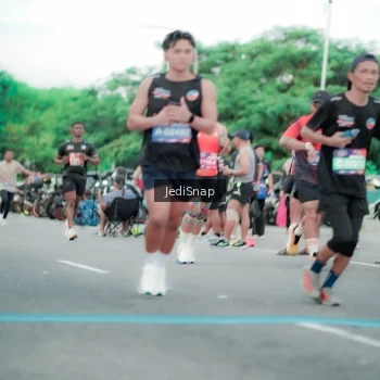 Runner Photo 3864449