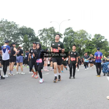 Runner Photo 3864550