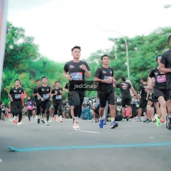Runner Photo 3864559
