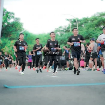 Runner Photo 3864582