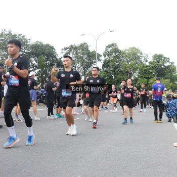 Runner Photo 3864671
