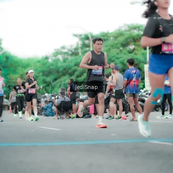 Runner Photo 3864683