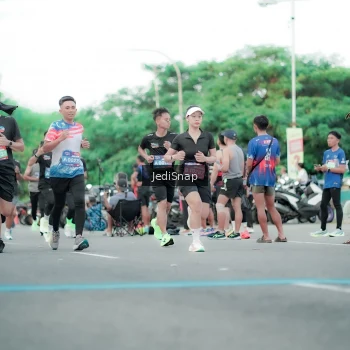 Runner Photo 3864689