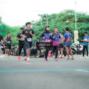 Runner Photo 3864705