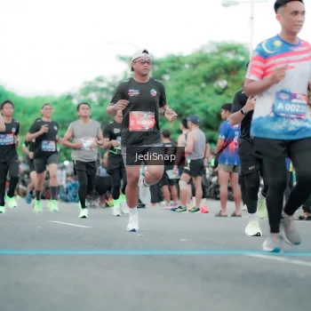 Runner Photo 3864752