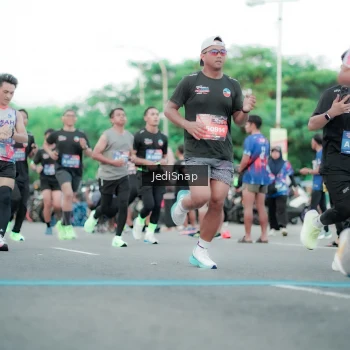 Runner Photo 3864753