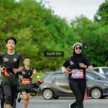 Runner Photo 3864773