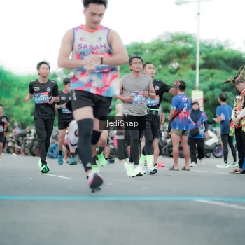 Runner Photo 3864780