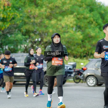Runner Photo 3864875