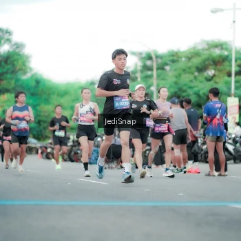 Runner Photo 3864890