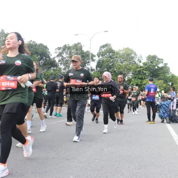 Runner Photo 3864975