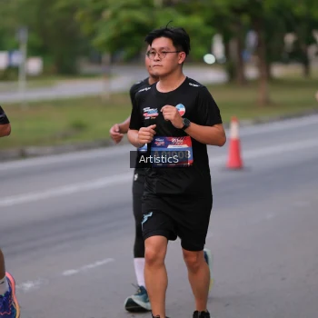 Runner Photo 3864977