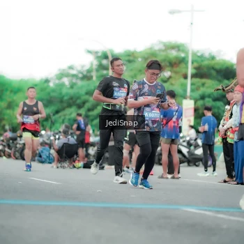 Runner Photo 3865045