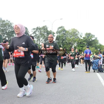 Runner Photo 3865054
