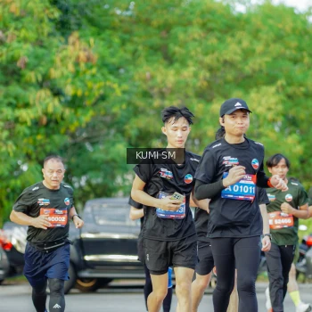 Runner Photo 3865062