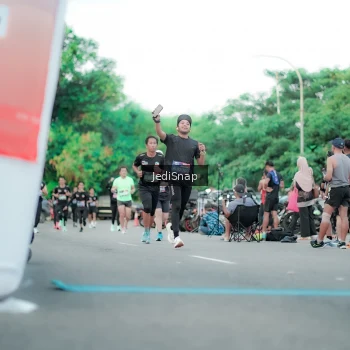 Runner Photo 3865063
