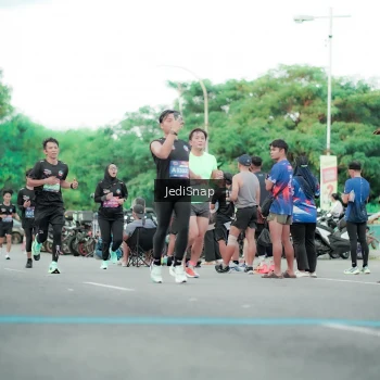 Runner Photo 3865132