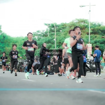 Runner Photo 3865167