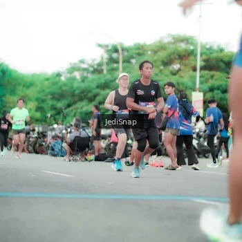 Runner Photo 3865180