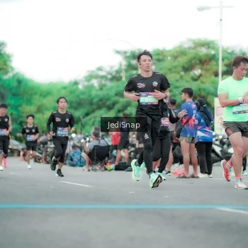 Runner Photo 3865185