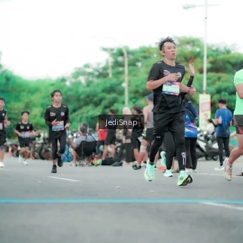 Runner Photo 3865190
