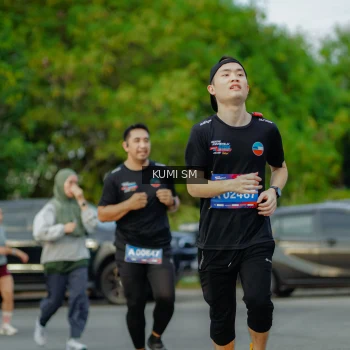Runner Photo 3865213