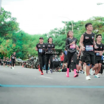 Runner Photo 3865270