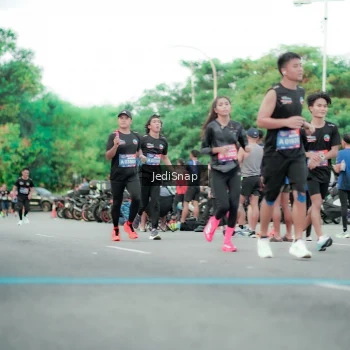 Runner Photo 3865288