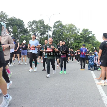 Runner Photo 3865354