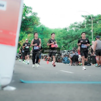 Runner Photo 3865373
