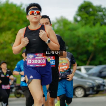 Runner Photo 3865378