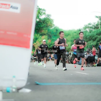 Runner Photo 3865379