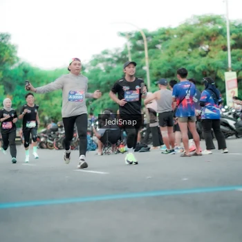 Runner Photo 3865440