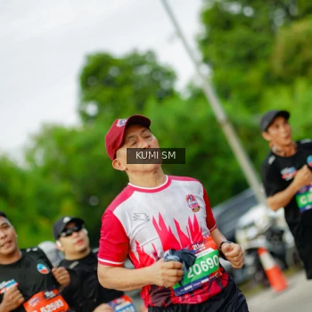 Runner Photo 3865479