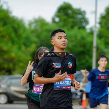 Runner Photo 3865544