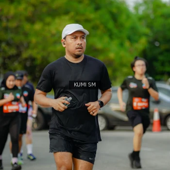 Runner Photo 3865580